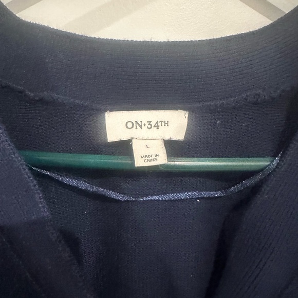 On 34th striped crop sweater - Picture 2 of 2